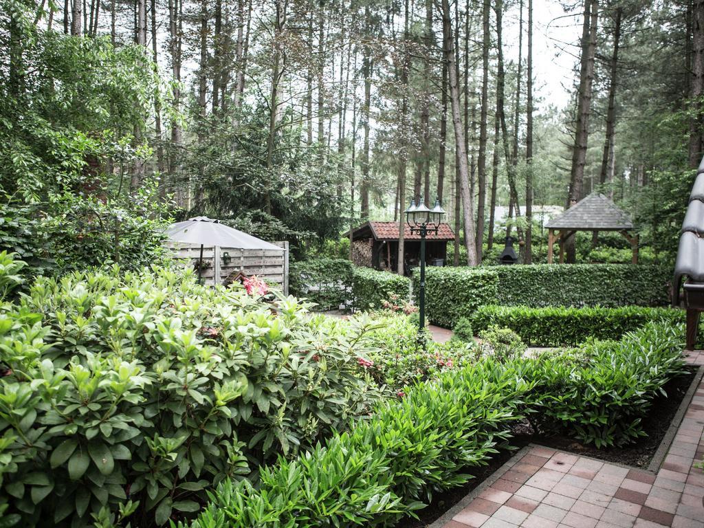 Luxurious Chalet In Oud Turnhout With Large Garden Villa Oud-Turnhout Esterno foto