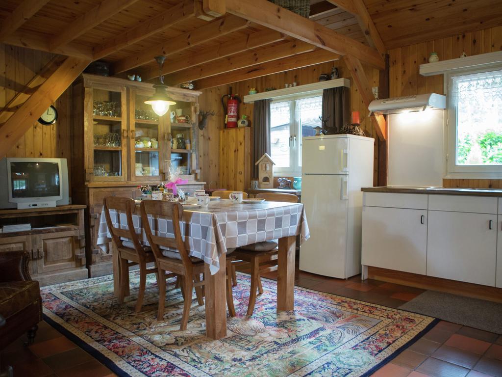 Luxurious Chalet In Oud Turnhout With Large Garden Villa Oud-Turnhout Esterno foto
